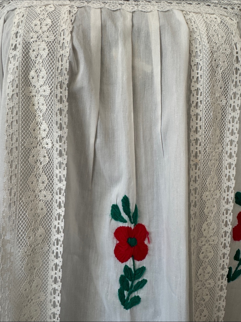 Vintage 70s Embroidered White Boho Maxi Dress with Red Floral Accents - Picture 4 of 8